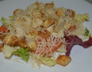 Menu55 - Салат Цезарь с курицей
